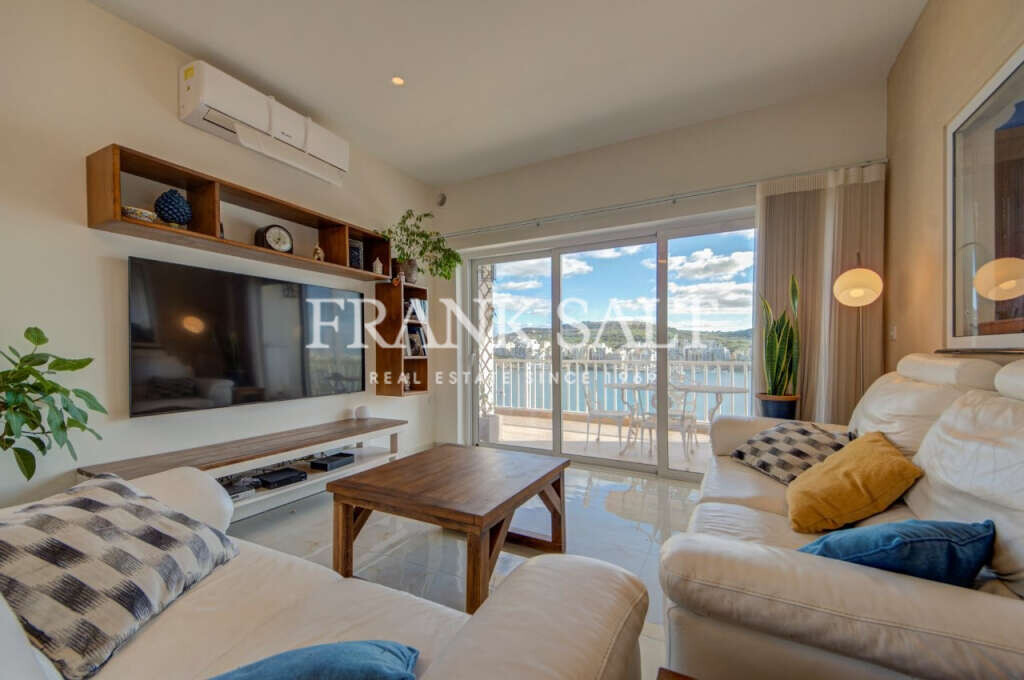 Xemxija, 2 Bedrooms Bedrooms, ,1 BathroomBathrooms,For Sale,FRSA-925216