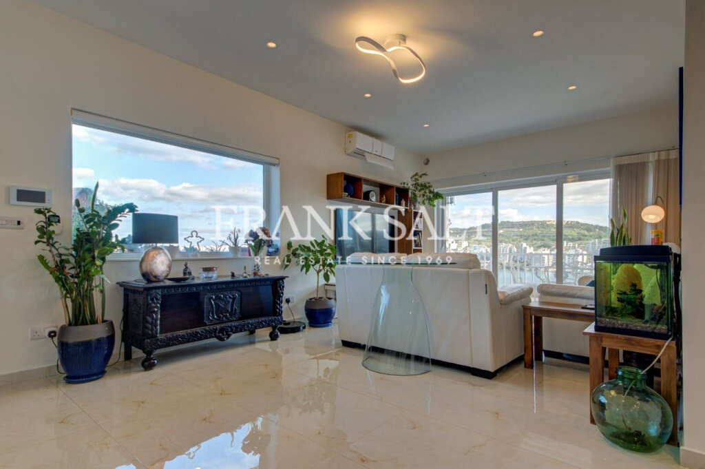 Xemxija, 2 Bedrooms Bedrooms, ,1 BathroomBathrooms,For Sale,FRSA-925216