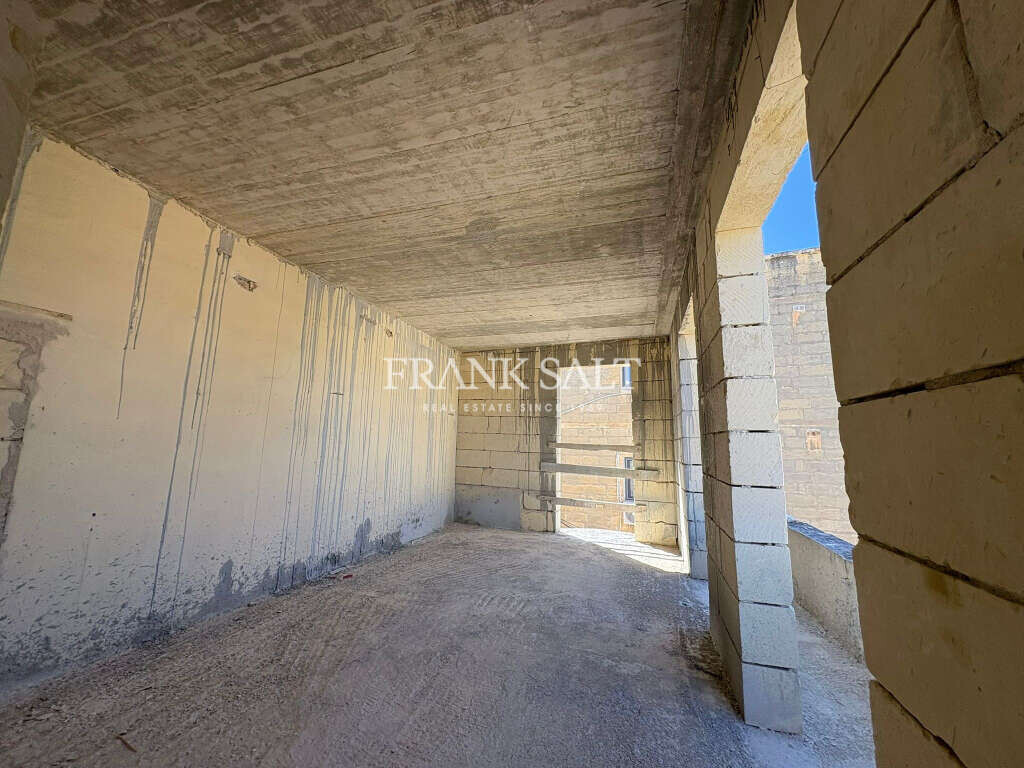 Pieta, 3 Bedrooms Bedrooms, ,For Sale,FRSA-925363