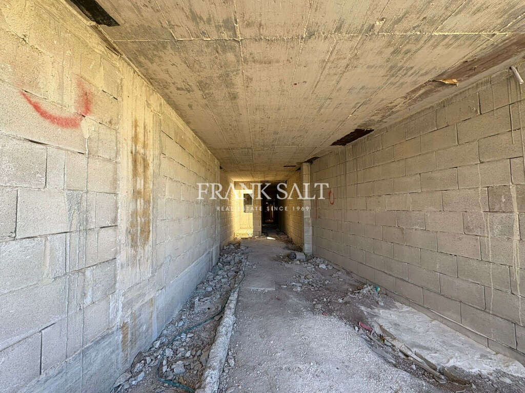 Pieta, 3 Bedrooms Bedrooms, ,For Sale,FRSA-925363