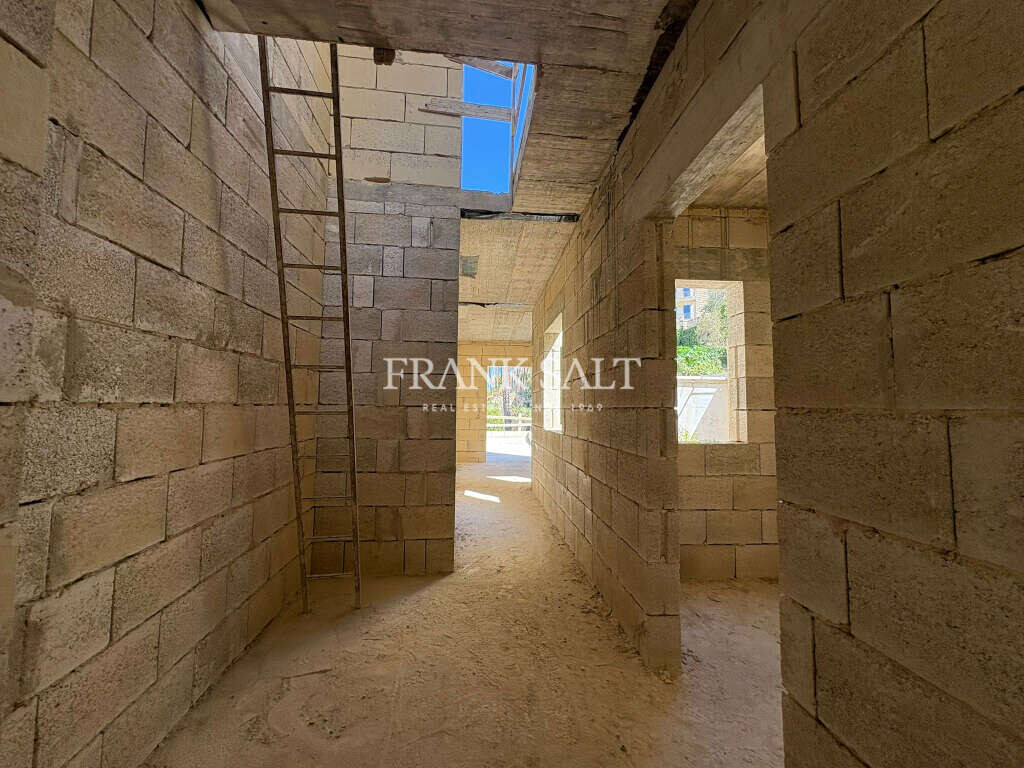 Pieta, 3 Bedrooms Bedrooms, ,For Sale,FRSA-925363