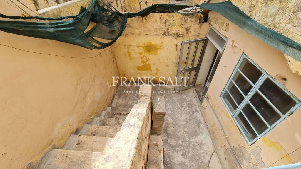 Mellieha, 3 Bedrooms Bedrooms, ,2 BathroomsBathrooms,For Sale,FRSA-511154