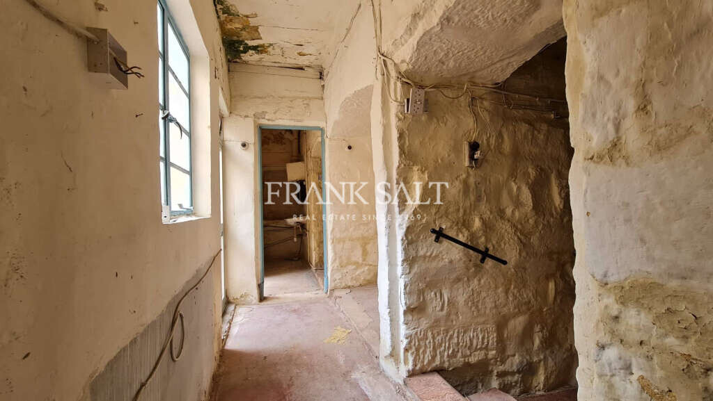 Mellieha, 3 Bedrooms Bedrooms, ,2 BathroomsBathrooms,For Sale,FRSA-511154