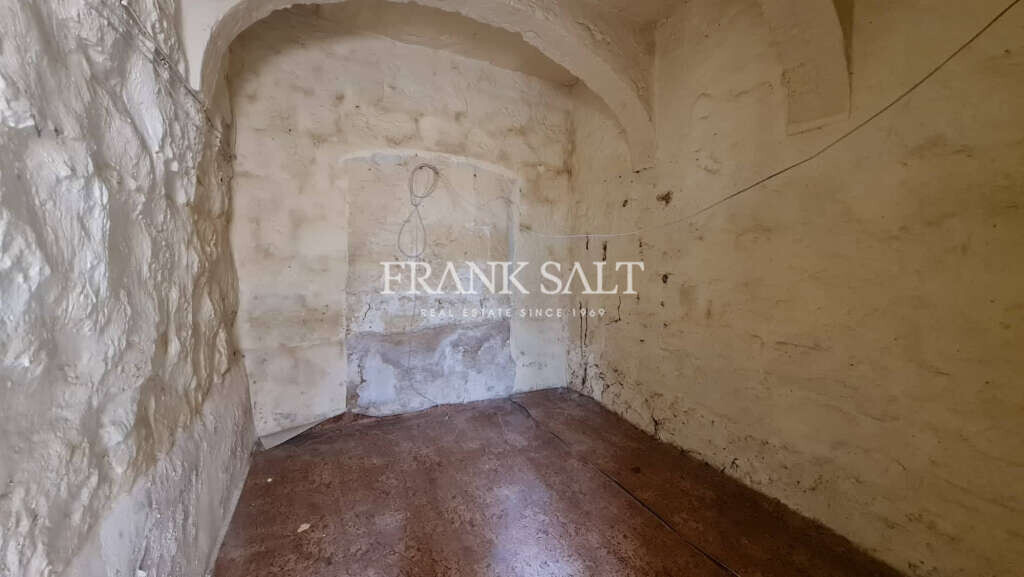 Mellieha, 3 Bedrooms Bedrooms, ,2 BathroomsBathrooms,For Sale,FRSA-511154