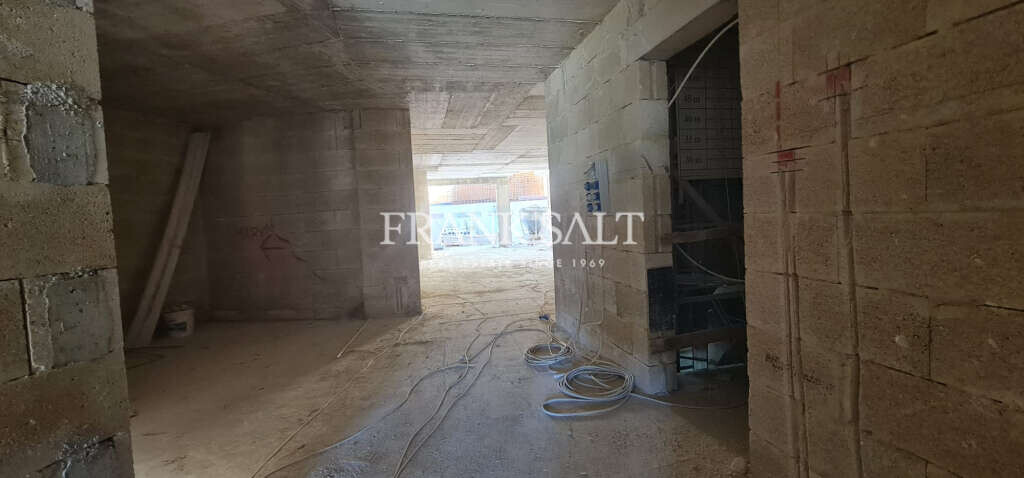 Rabat, 3 Bedrooms Bedrooms, ,For Sale,FRSA-923218