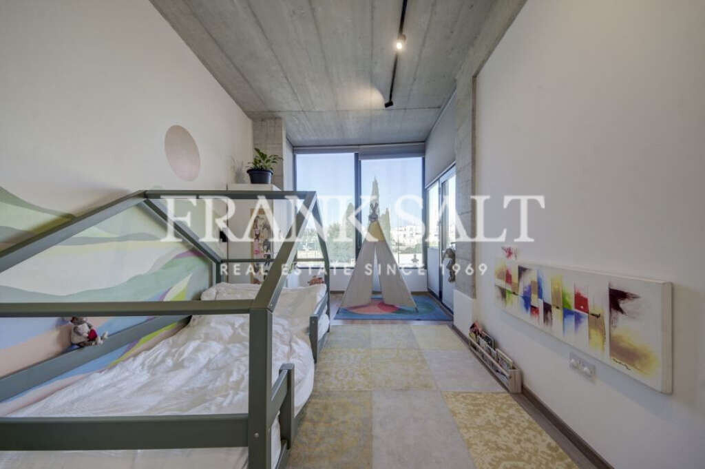 Mosta, 4 Bedrooms Bedrooms, ,2 BathroomsBathrooms,For Sale,FRSA-925521