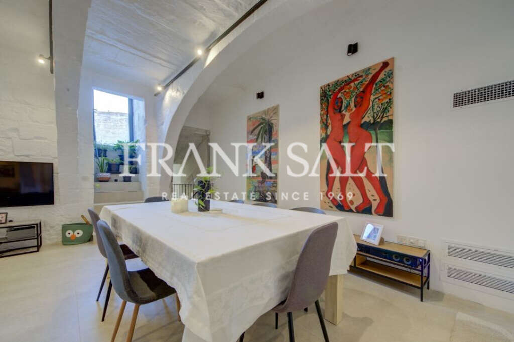 Mosta, 4 Bedrooms Bedrooms, ,2 BathroomsBathrooms,For Sale,FRSA-925521