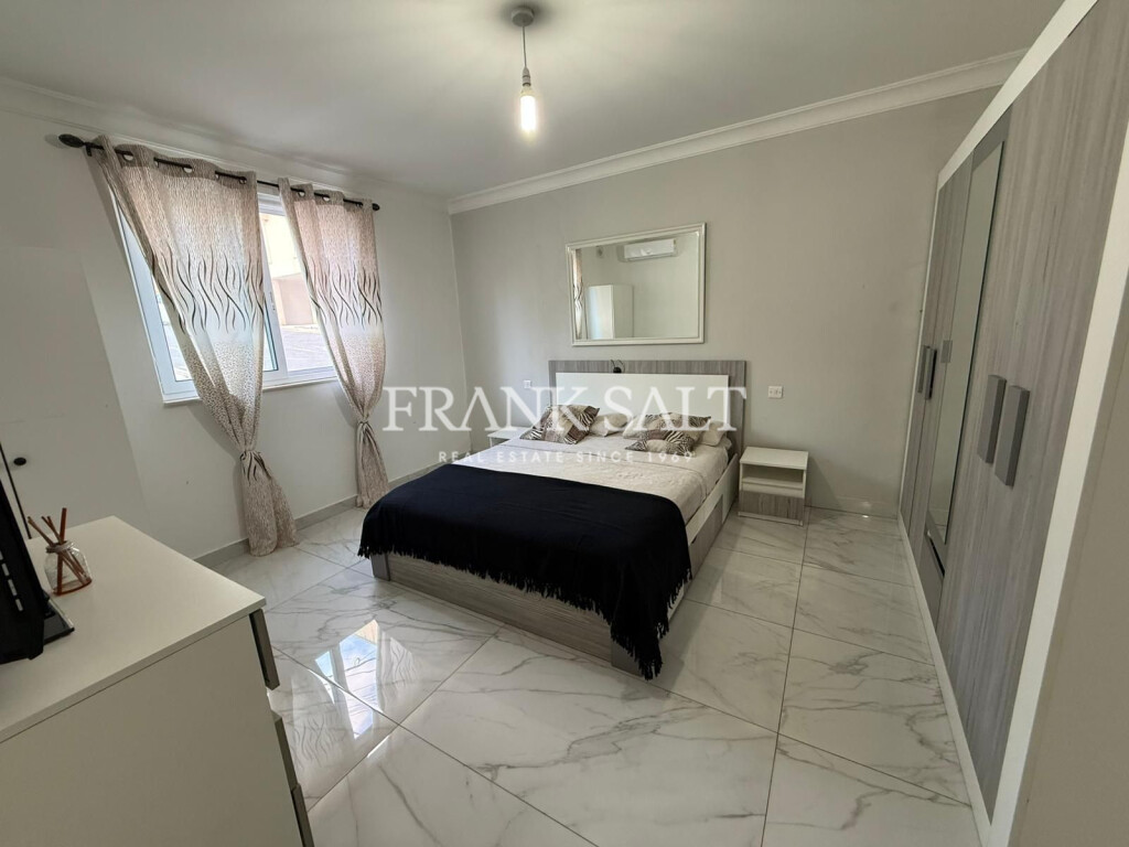 Zebbiegh, 3 Bedrooms Bedrooms, ,1 BathroomBathrooms,For Sale,FRSA-925530