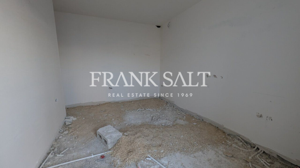 Zurrieq, 3 Bedrooms Bedrooms, ,1 BathroomBathrooms,For Sale,FRSA-925519