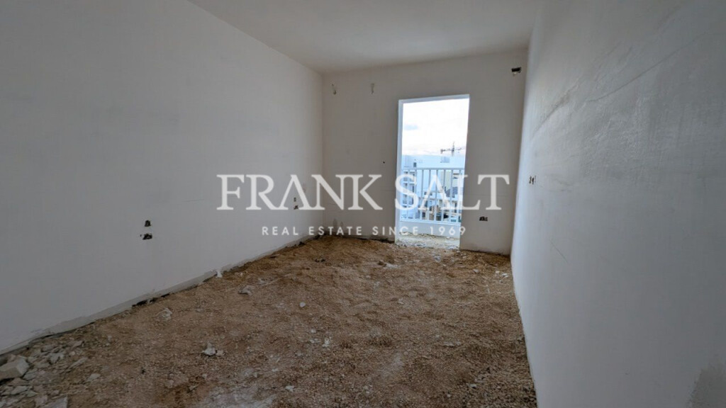 Zurrieq, 3 Bedrooms Bedrooms, ,1 BathroomBathrooms,For Sale,FRSA-925519