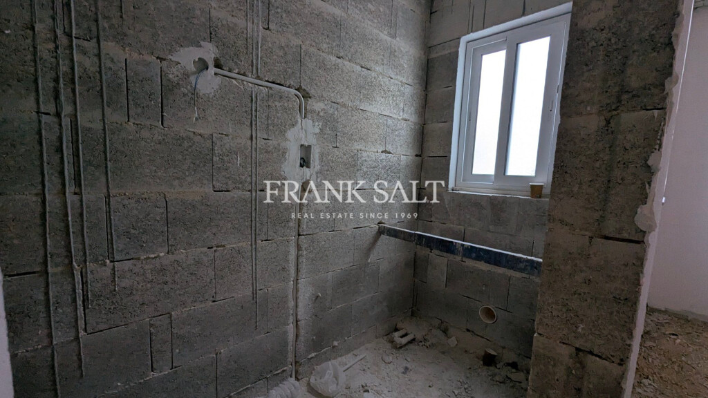 Zurrieq, 3 Bedrooms Bedrooms, ,1 BathroomBathrooms,For Sale,FRSA-925519