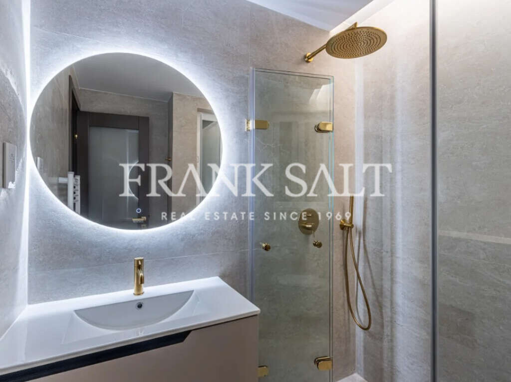 Floriana, 3 Bedrooms Bedrooms, ,2 BathroomsBathrooms,For Sale,FRSA-925593