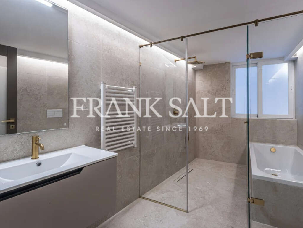 Floriana, 3 Bedrooms Bedrooms, ,2 BathroomsBathrooms,For Sale,FRSA-925593