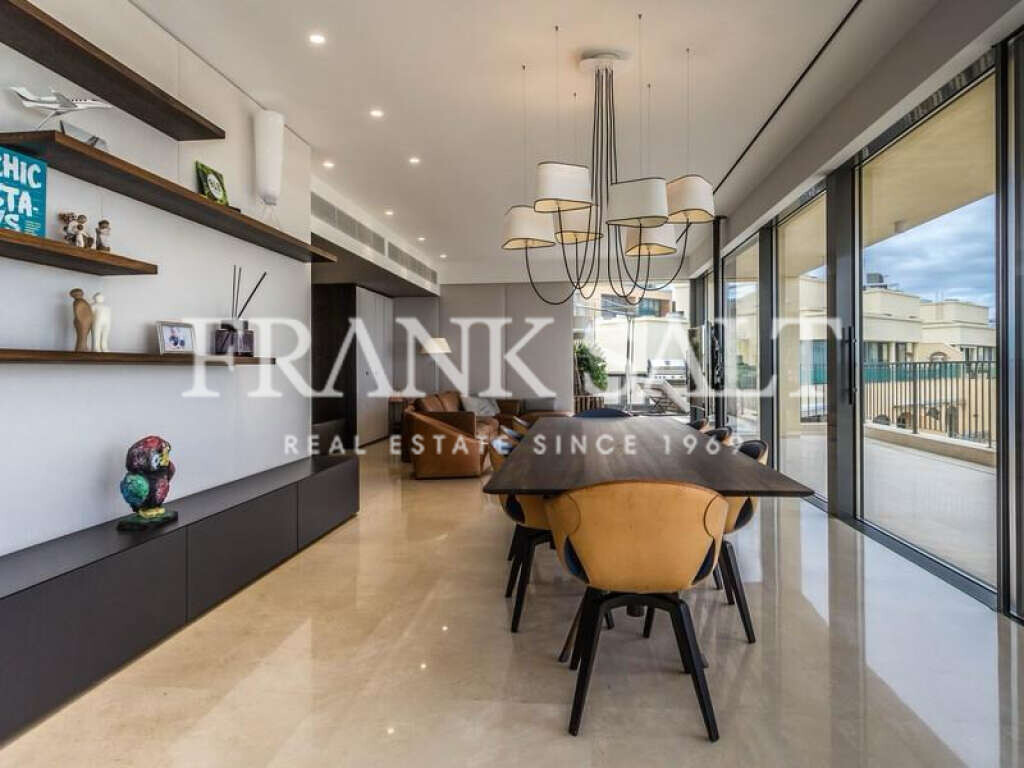 Portomaso, 3 Bedrooms Bedrooms, ,For Sale,FRSA-041536