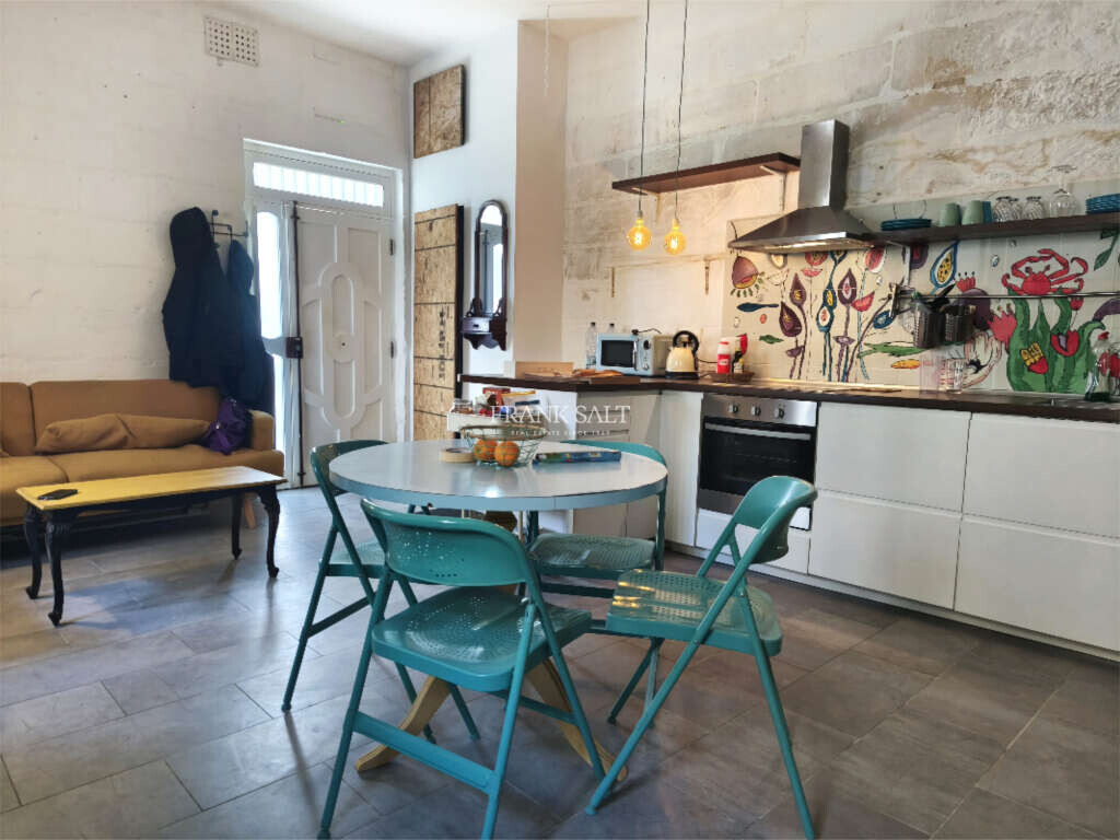 Birkirkara, 2 Bedrooms Bedrooms, ,1 BathroomBathrooms,For Sale,FRSA-925389