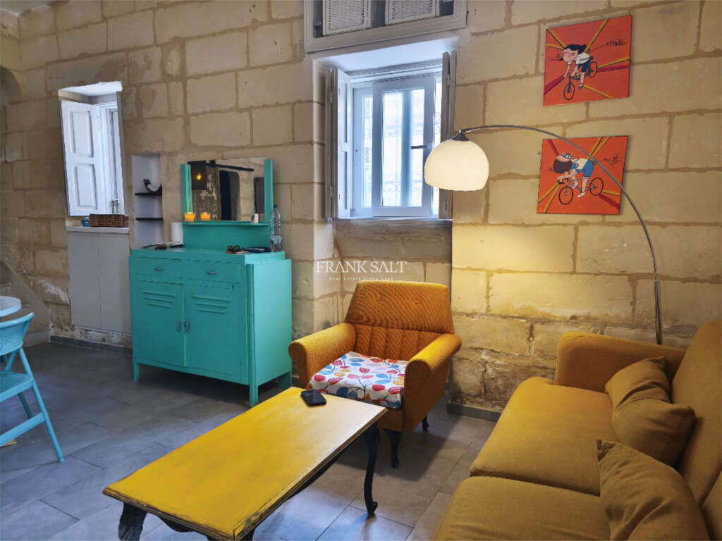 Birkirkara, 2 Bedrooms Bedrooms, ,1 BathroomBathrooms,For Sale,FRSA-925389