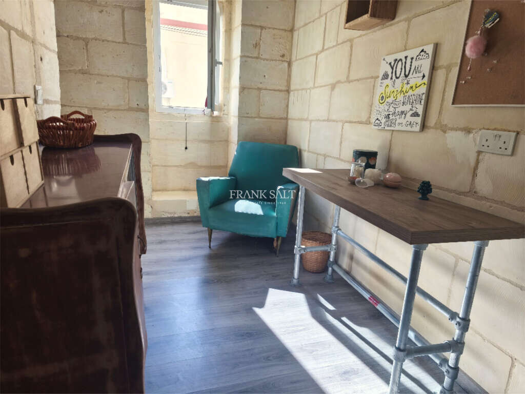Birkirkara, 2 Bedrooms Bedrooms, ,1 BathroomBathrooms,For Sale,FRSA-925389