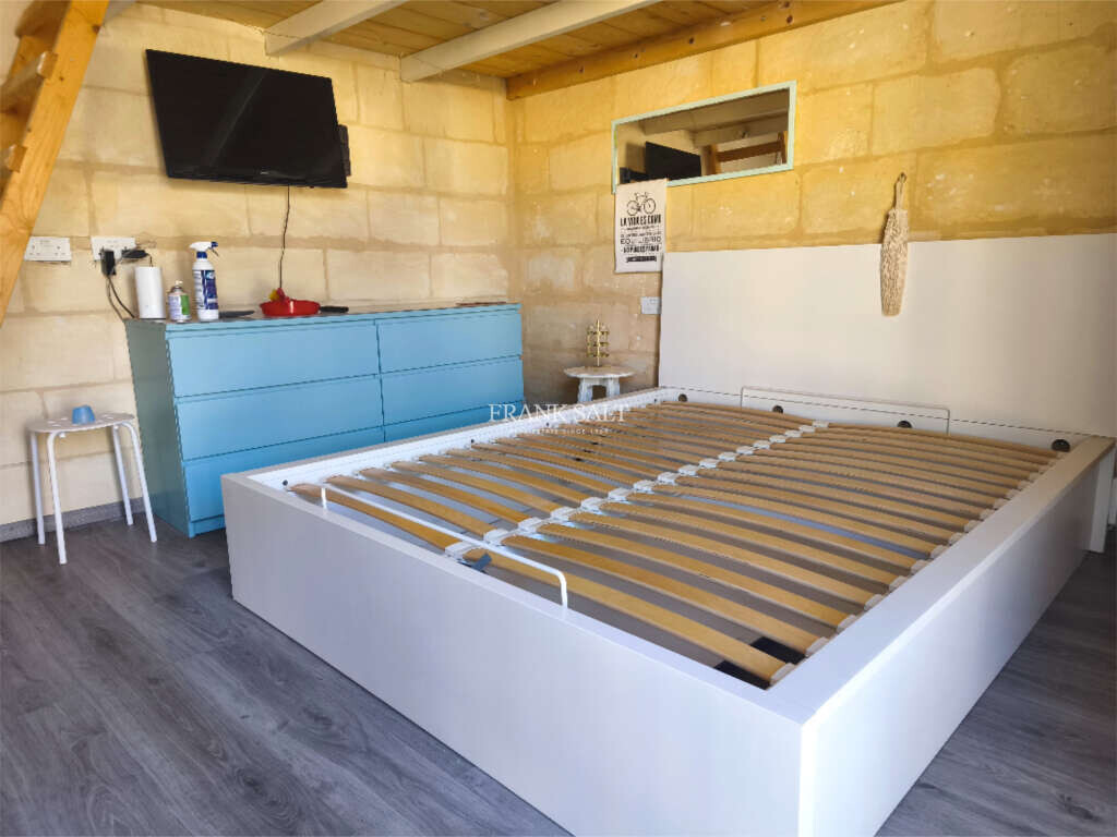 Birkirkara, 2 Bedrooms Bedrooms, ,1 BathroomBathrooms,For Sale,FRSA-925389