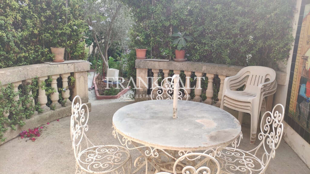Balzan, 3 Bedrooms Bedrooms, ,1 BathroomBathrooms,For Sale,FRSA-353059
