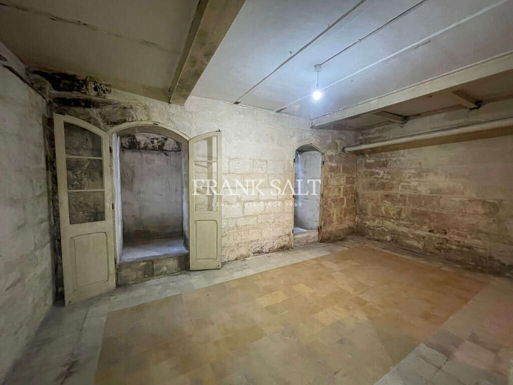 Senglea, 1 Bedroom Bedrooms, ,1 BathroomBathrooms,For Sale,FRSA-925380