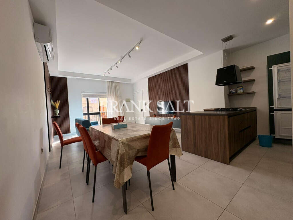 Marsascala, 3 Bedrooms Bedrooms, ,2 BathroomsBathrooms,For Sale,FRSA-925408