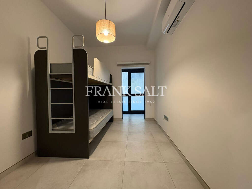 Marsascala, 3 Bedrooms Bedrooms, ,2 BathroomsBathrooms,For Sale,FRSA-925408