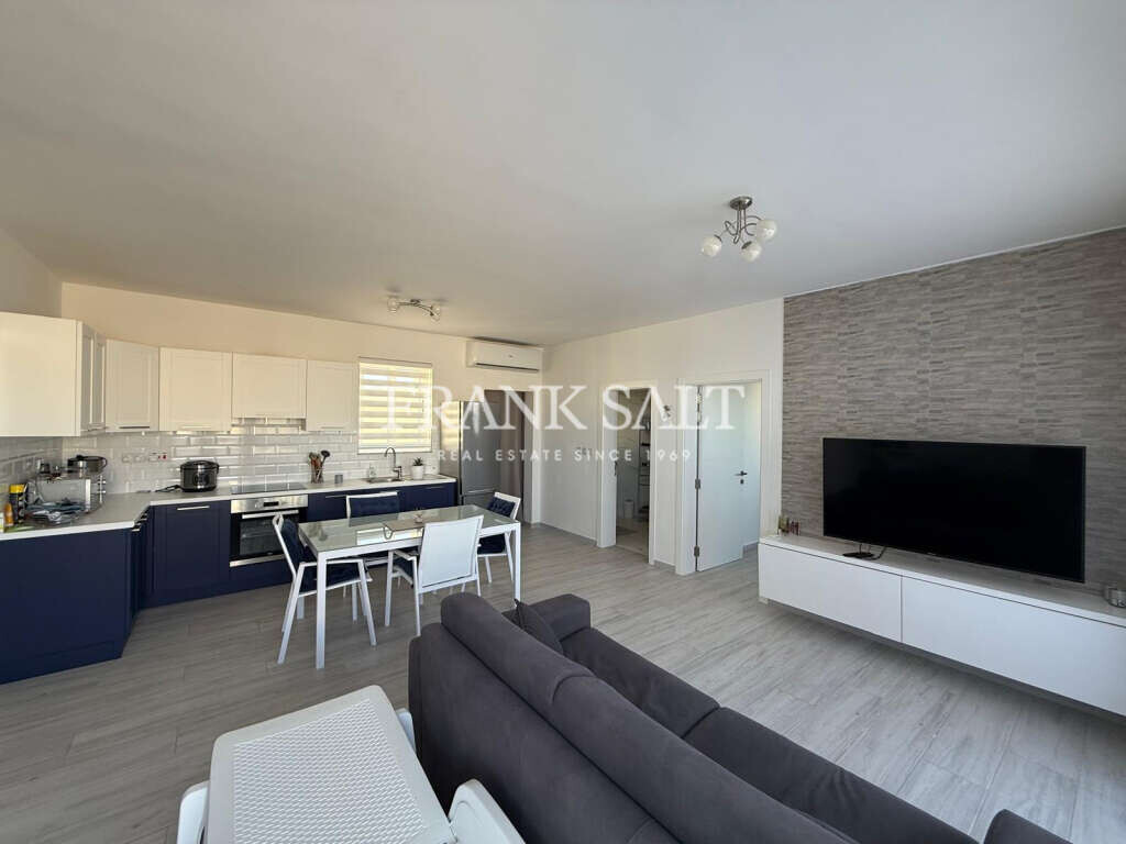 Xaghra, Gozo, 2 Bedrooms Bedrooms, ,1 BathroomBathrooms,For Sale,FRSA-925333