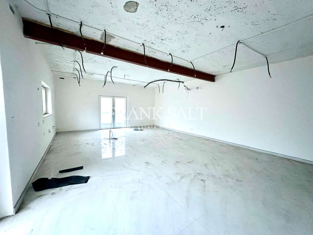 Qormi, 3 Bedrooms Bedrooms, ,1 BathroomBathrooms,For Sale,FRSA-925257