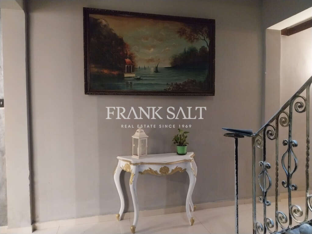 Birkirkara, 3 Bedrooms Bedrooms, ,1 BathroomBathrooms,For Sale,FRSA-925286