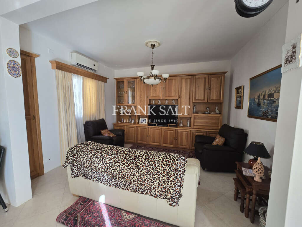 Ghajnsielem, Gozo, 1 Bedroom Bedrooms, ,1 BathroomBathrooms,For Sale,FRSA-925272