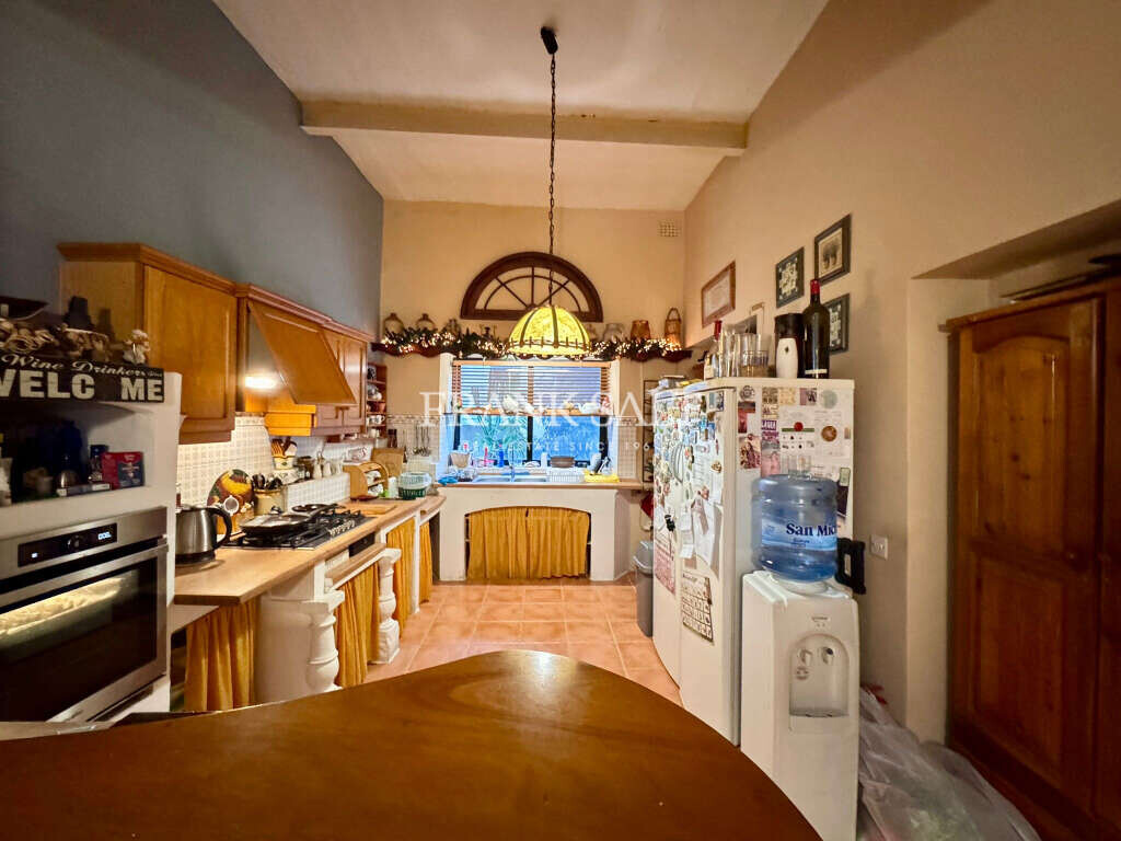 Mellieha, 4 Bedrooms Bedrooms, ,2 BathroomsBathrooms,For Sale,FRSA-925123