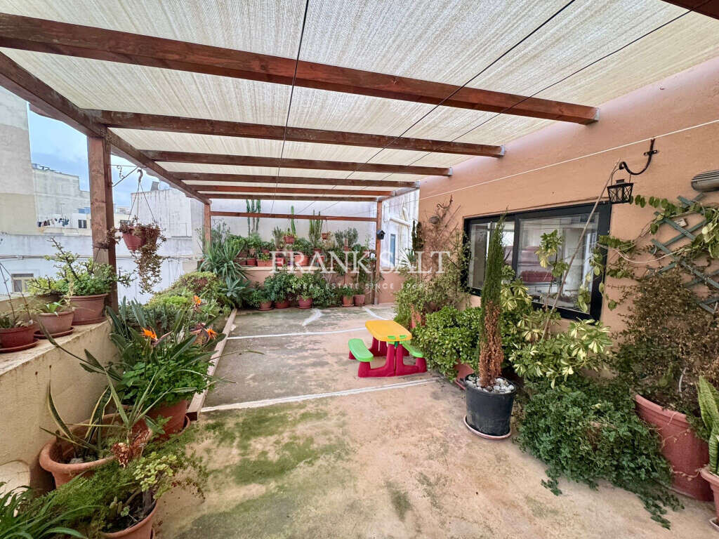 Mellieha, 4 Bedrooms Bedrooms, ,2 BathroomsBathrooms,For Sale,FRSA-925123