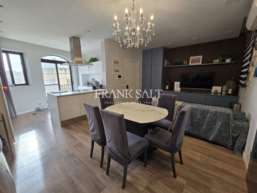 Swatar, 3 Bedrooms Bedrooms, ,2 BathroomsBathrooms,For Sale,FRSA-927195