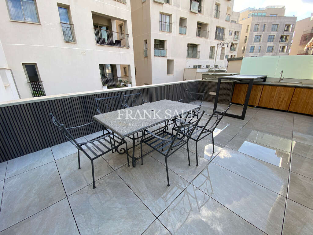 Tigne Point, 3 Bedrooms Bedrooms, ,1 BathroomBathrooms,For Sale,FRSA-919570