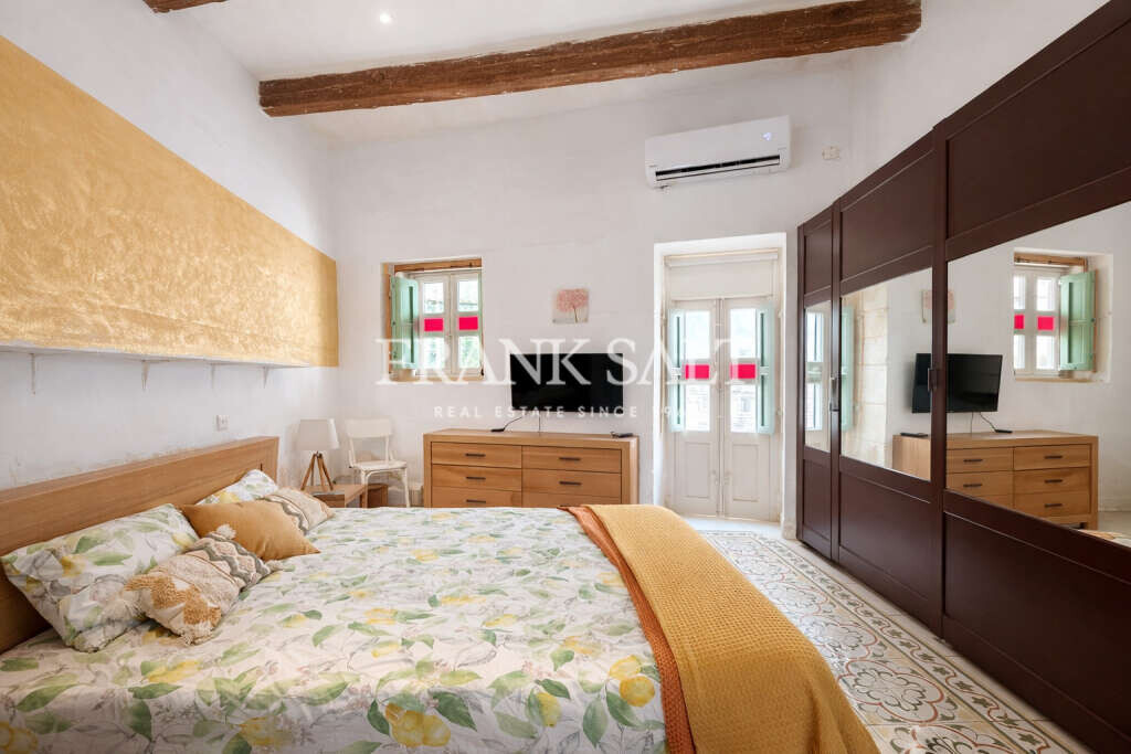 Rabat, 3 Bedrooms Bedrooms, ,5 BathroomsBathrooms,For Sale,FRSA-927125