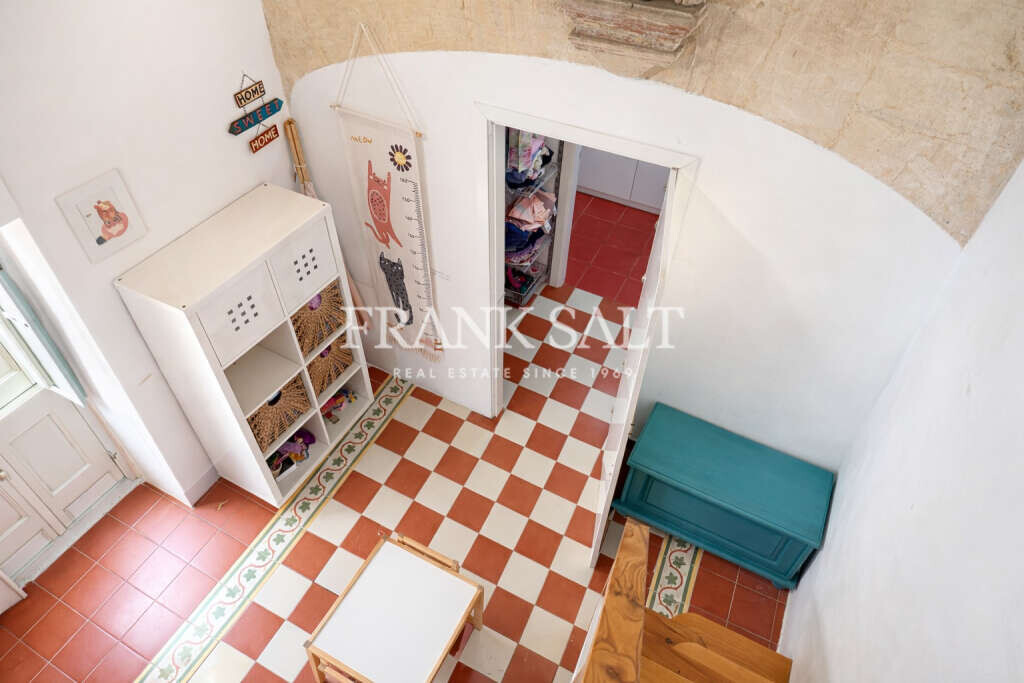 Rabat, 3 Bedrooms Bedrooms, ,5 BathroomsBathrooms,For Sale,FRSA-927125