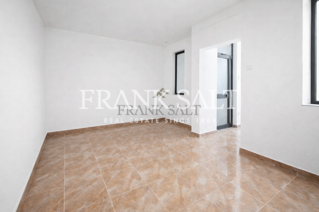 Paola, 1 Bedroom Bedrooms, ,For Sale,FRSA-927189