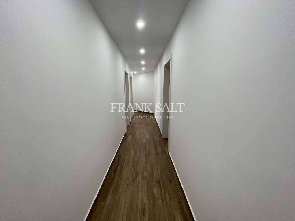 Mgarr, 4 Bedrooms Bedrooms, ,2 BathroomsBathrooms,For Sale,FRSA-927184