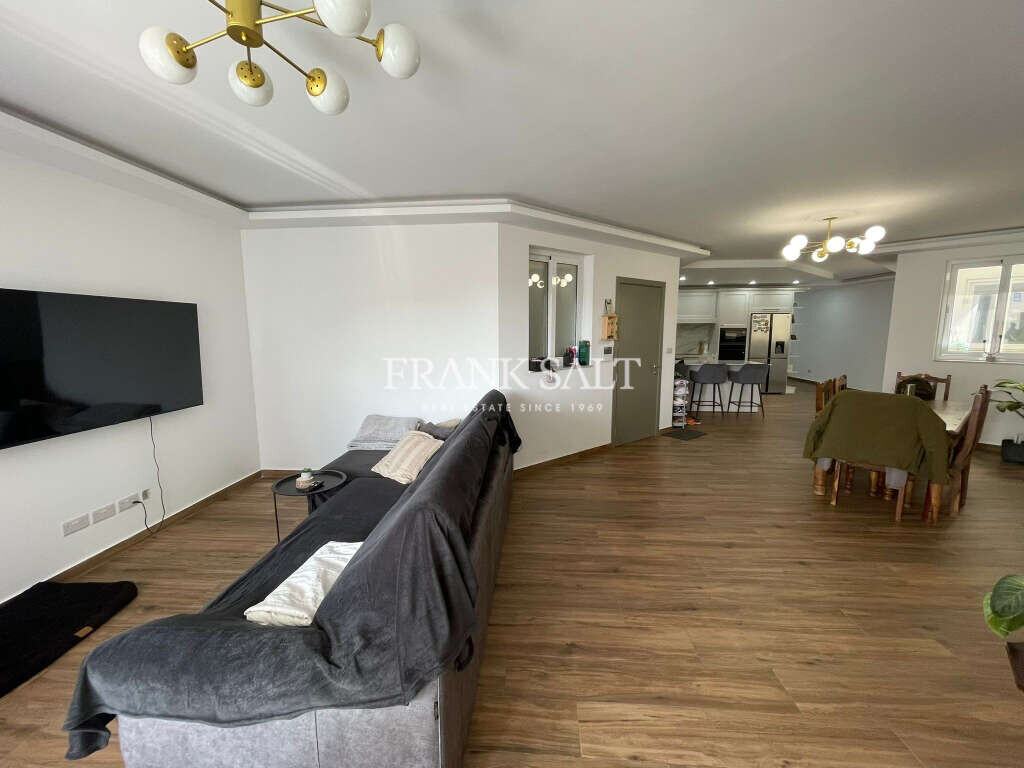 Mgarr, 4 Bedrooms Bedrooms, ,2 BathroomsBathrooms,For Sale,FRSA-927184