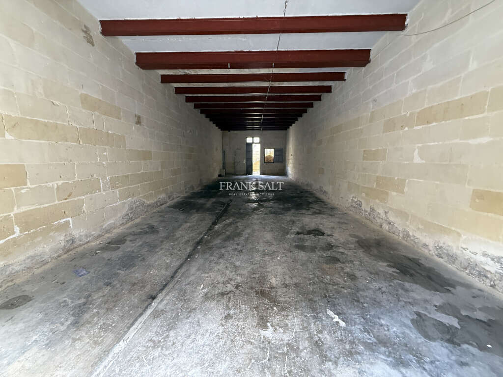 Qormi, ,For Sale,FRSA-927136