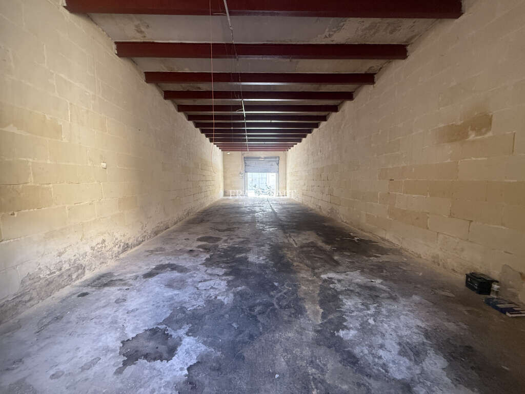 Qormi, ,For Sale,FRSA-927136