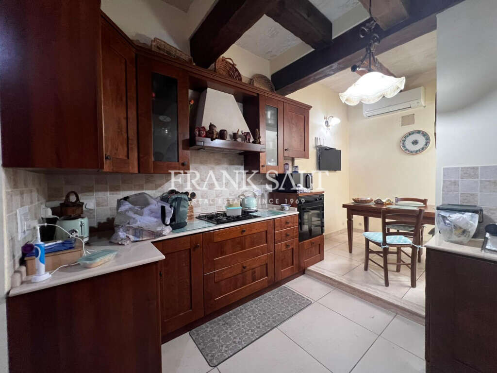 Msida, 3 Bedrooms Bedrooms, ,2 BathroomsBathrooms,For Sale,FRSA-927145