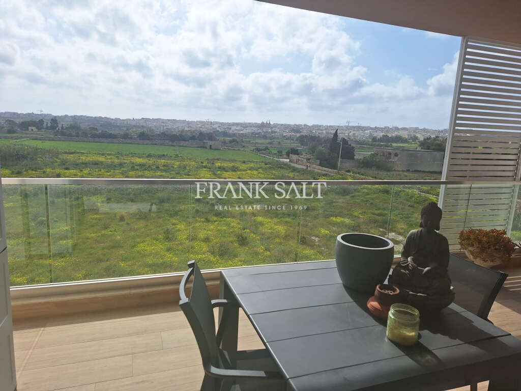 Mqabba, 3 Bedrooms Bedrooms, ,1 BathroomBathrooms,For Sale,FRSA-922512