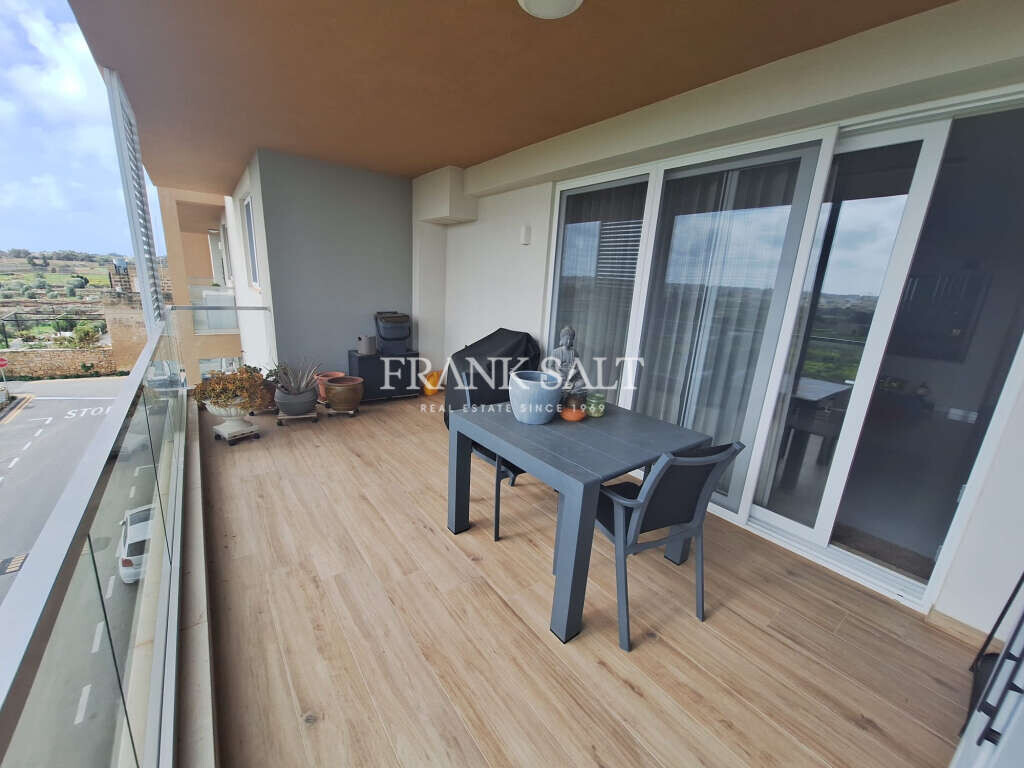 Mqabba, 3 Bedrooms Bedrooms, ,1 BathroomBathrooms,For Sale,FRSA-922512