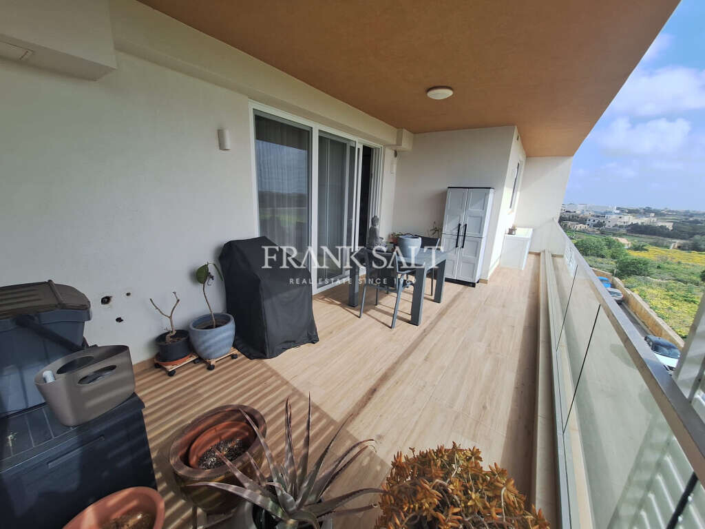 Mqabba, 3 Bedrooms Bedrooms, ,1 BathroomBathrooms,For Sale,FRSA-922512