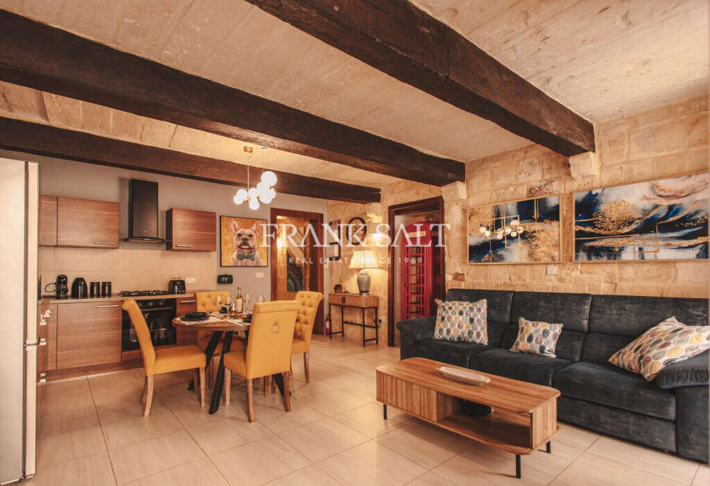 Valletta, 2 Bedrooms Bedrooms, ,2 BathroomsBathrooms,For Sale,FRSA-317572