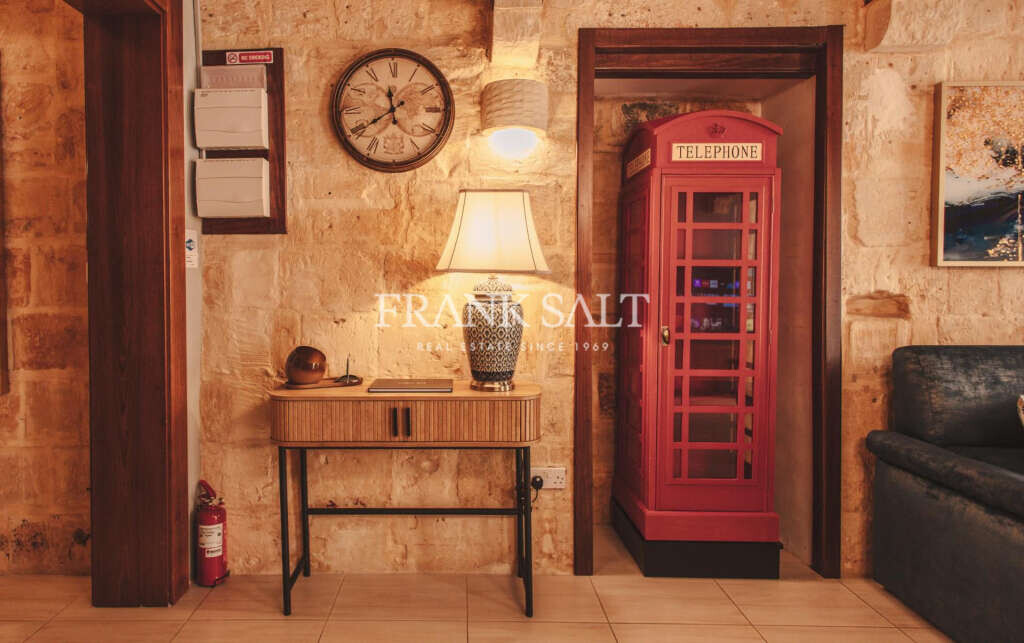 Valletta, 2 Bedrooms Bedrooms, ,2 BathroomsBathrooms,For Sale,FRSA-317572