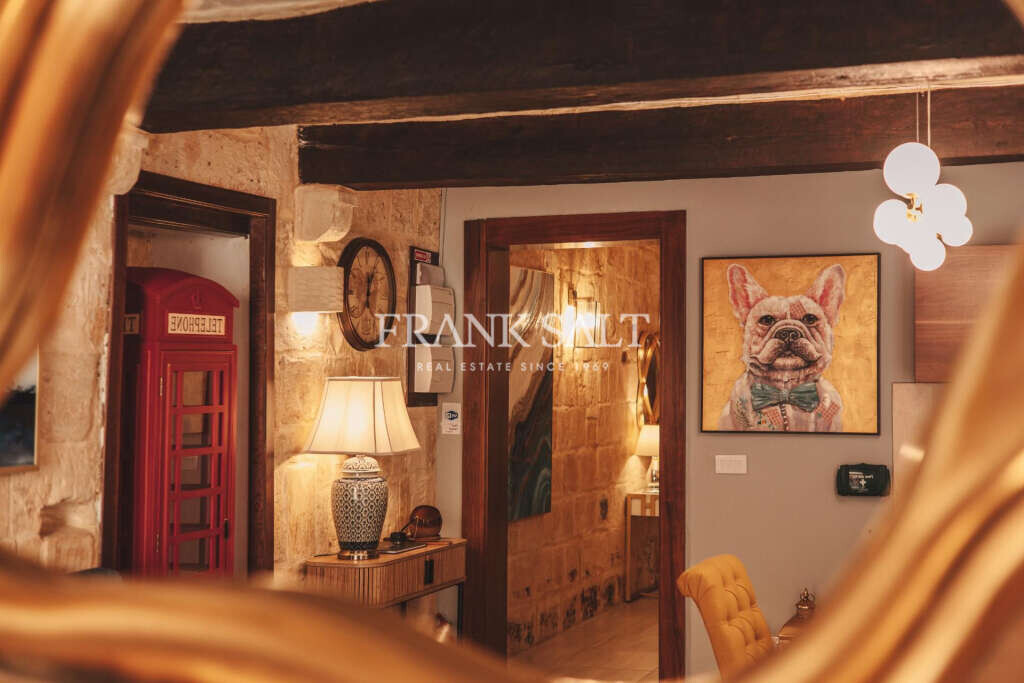 Valletta, 2 Bedrooms Bedrooms, ,2 BathroomsBathrooms,For Sale,FRSA-317572