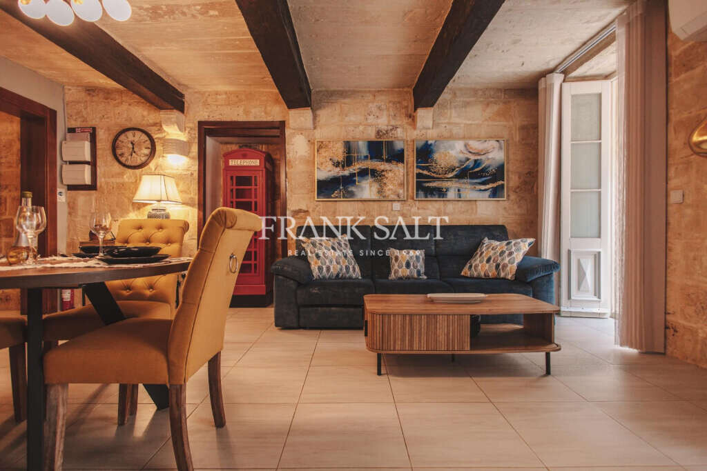 Valletta, 2 Bedrooms Bedrooms, ,2 BathroomsBathrooms,For Sale,FRSA-317572