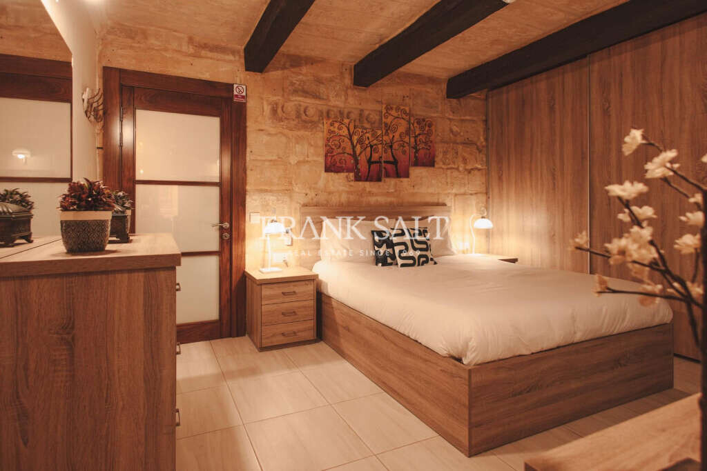 Valletta, 2 Bedrooms Bedrooms, ,2 BathroomsBathrooms,For Sale,FRSA-317572